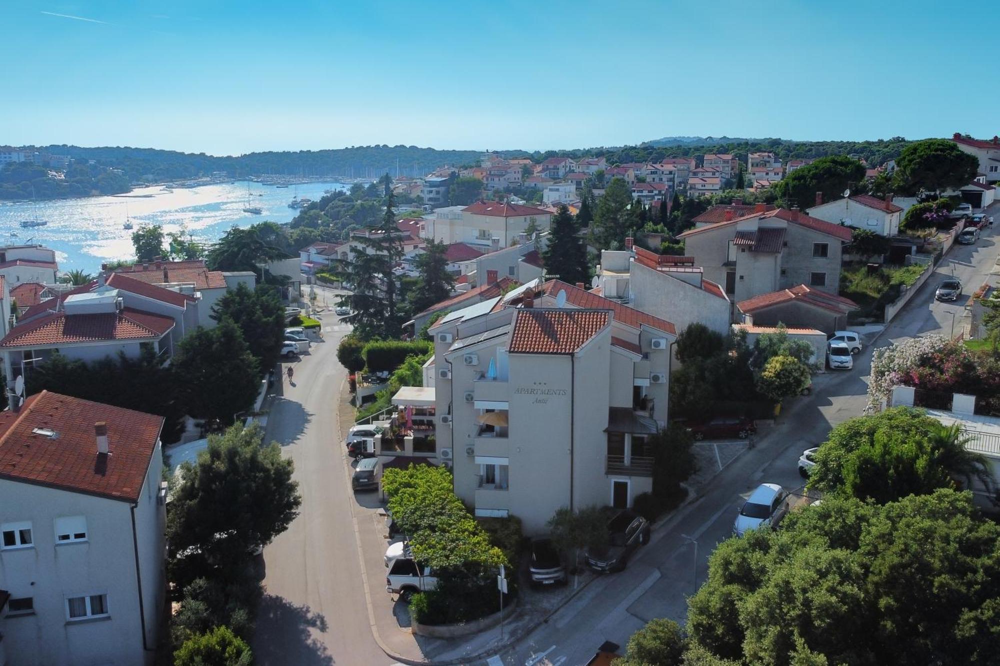 Apartments Antic 1 Пьешчана-Увала Экстерьер фото
